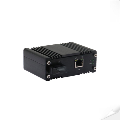 মিনি ইন্ডাস্ট্রিয়াল 1000BASE-X থেকে 10/100/1000BASE-T 90W PoE++ মিডিয়া কনভার্টার
